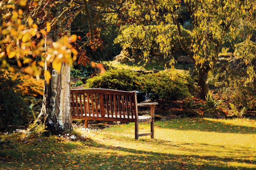 Sitzecke im Garten gestalten für Ruhe, Genuss und Gemütlichkeit